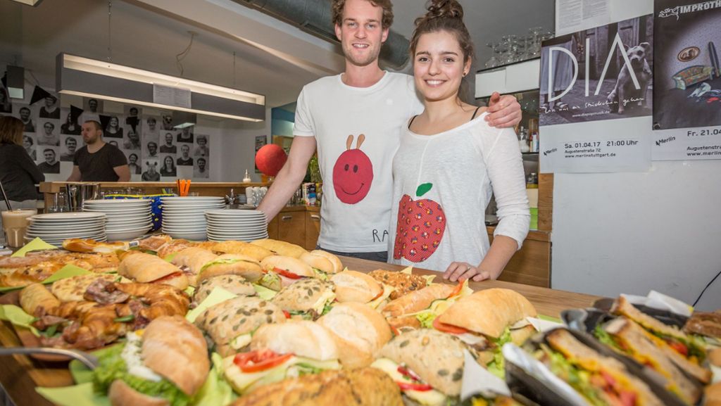 Foodsharing in Stuttgart: Cafe Raupe immersatt feiert Premiere
