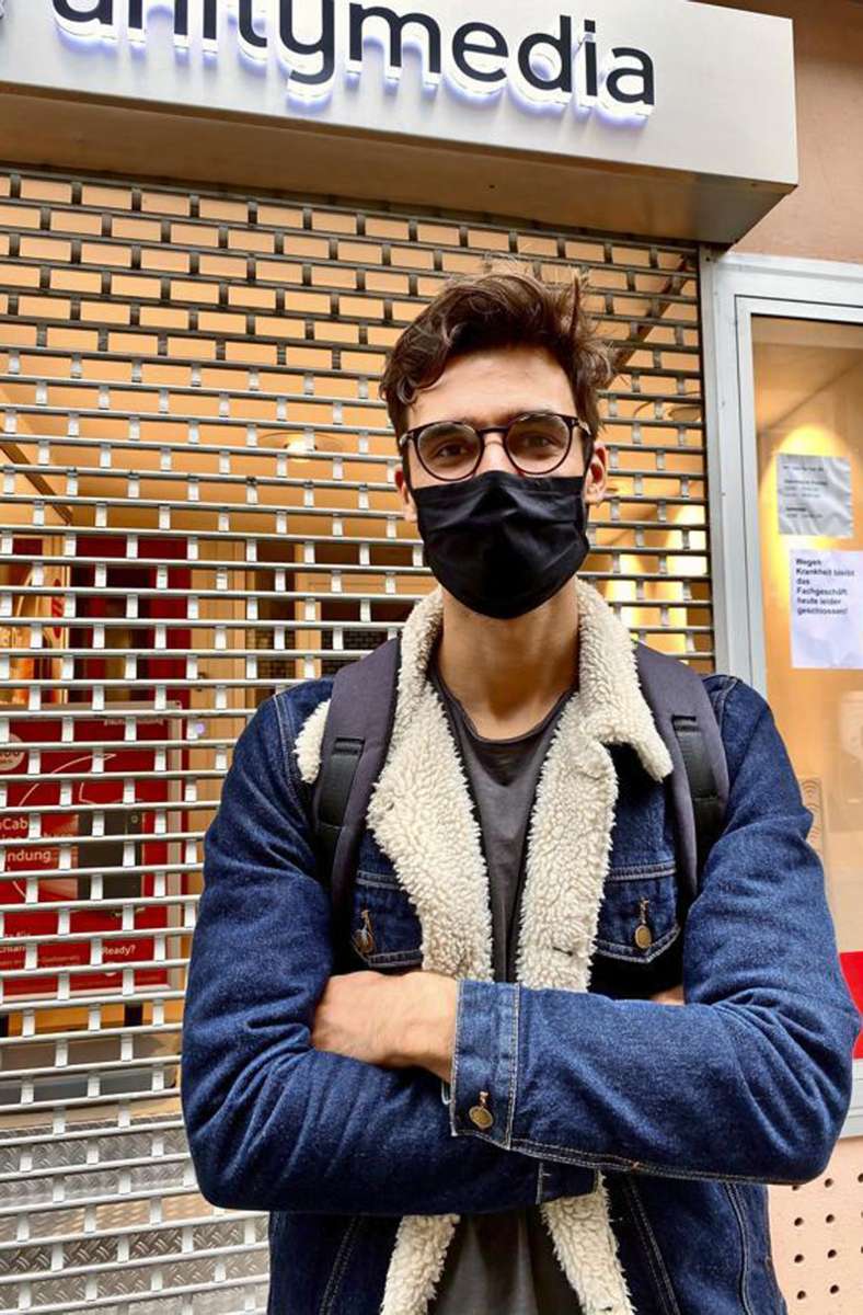 Pascal Herzog (27), Medizin-Student: Kommt drauf an. Im Sommer war ich noch in Oberösterreich und Freunde innerhalb von Deutschland würde ich auch jetzt definitiv noch besuchen. Wegfliegen würde ich wegen der Corona-Pandemie zurzeit aber nicht.