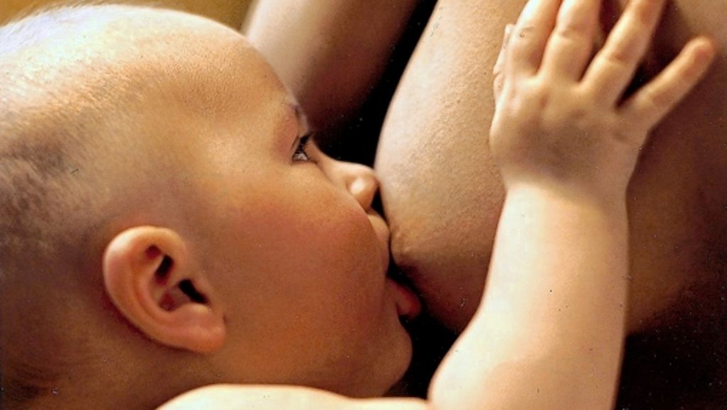 Babyfüttern: Es muss kein strenger Zeitplan sein