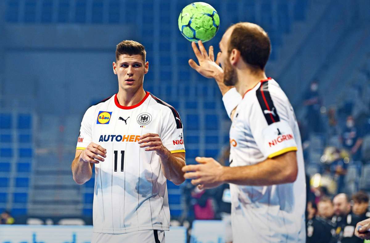 Die Handball-Nationalspieler Sebastian Heymann (l.) und Marcel Schiller hatten einen positiven Coronatest – und sind nun wieder in Göppingen angekommen.