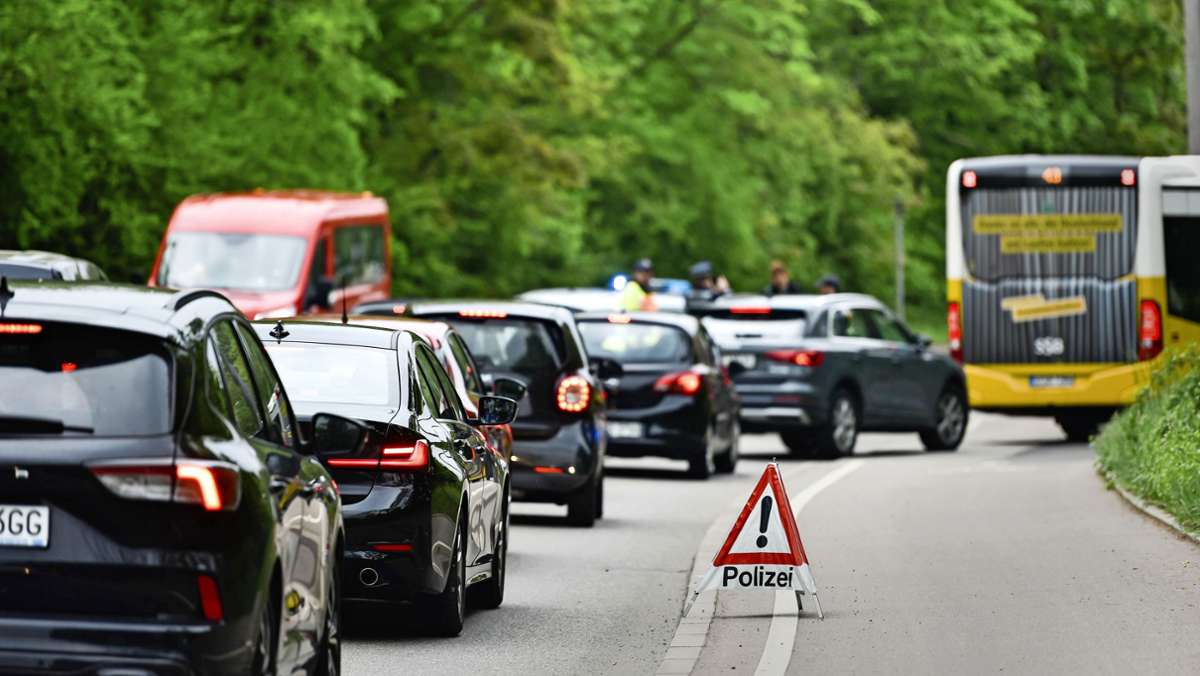 Neue Verkehrszentrale in Stuttgart: Schlaue Ampeln sollen  Verkehr flüssiger  machen