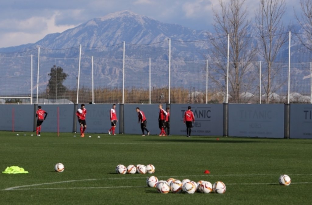 Der VfB Stuttgart trainiert im türkischen Belek.