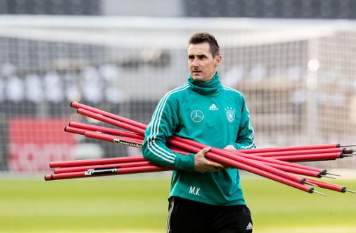 Derzeit ist Miroslav Klose Assistent von Bundestrainer Joachim Löw, bald könnte er Jugendtrainer beim FC Bayern München sein. Foto: Bongarts