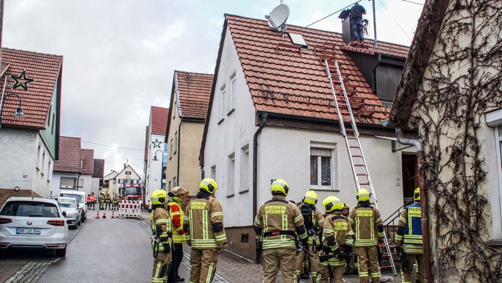 Feuerwehreinsatz in Rutesheim: Kamin brennt, kein Sachschaden
