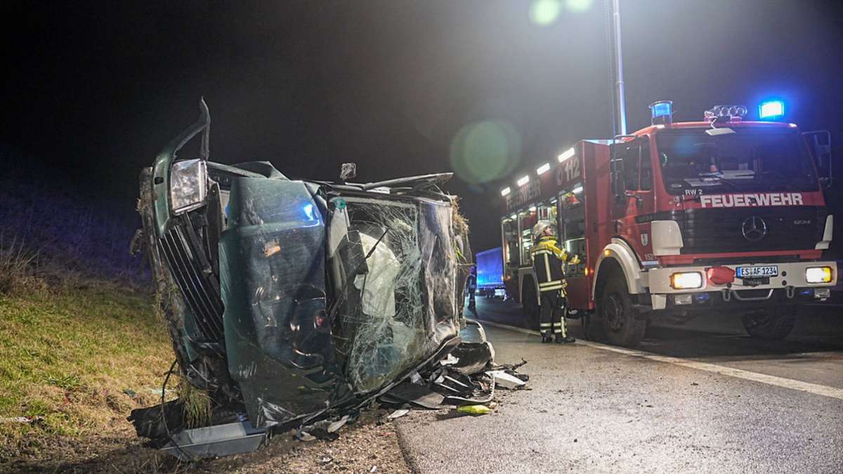 A8 im Kreis Esslingen: Autos überschlagen sich nach Kollision – zwei Verletzte