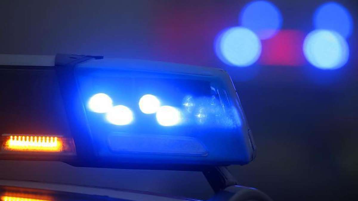 Polizeibericht aus Heimsheim: Ein Leichtverletzter bei Glätteunfall