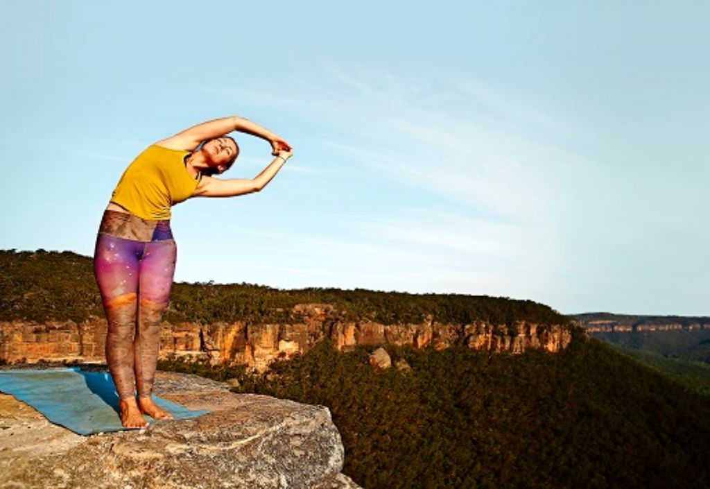 Mit Yoga- und Atemübungen dem Stress begegnen – und das seelische Wohlbefinden  steigern. Foto: Getty