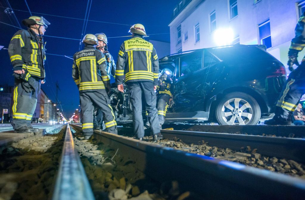 Die Stadtbahnen konnten nach dem Unfall die Strecke zunächst nicht mehr befahren.