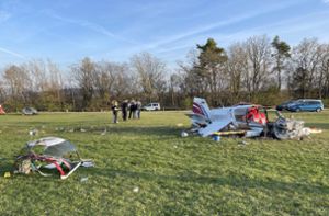 Pilot nach Absturz mit Kleinflugzeug außer Lebensgefahr