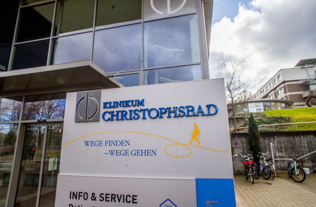 Prozess Nach Dem Tod Einer Patientin Verfahren Gegen Arztinnen