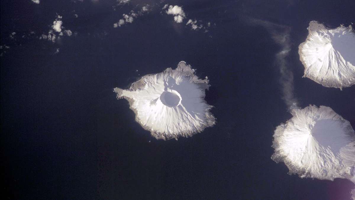 Vulkane auf der Aleuten-Inselkette: Forscher entdecken Hinweise für Supervulkan vor Alaska