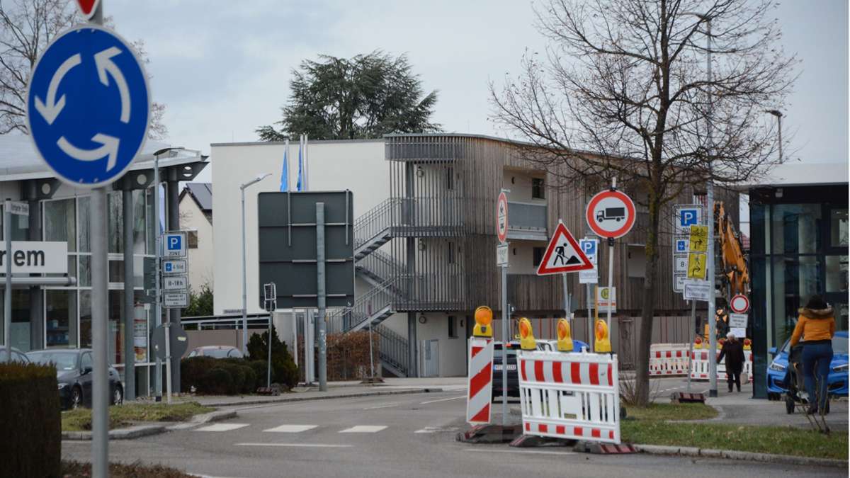 Baustelle in Unteraichen: Falschabbieger riskieren 50 Euro Bußgeld