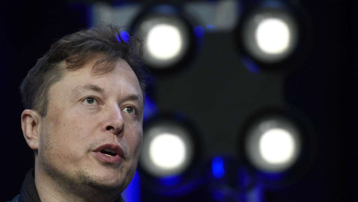  Erst Hauptversammlung, dann „Battery Day“ - Tesla-Chef Elon Musk war am Dienstag im Dauereinsatz. Trotz ambitionierter Pläne und großer Ankündigungen reagierten Anleger jedoch zunächst enttäuscht. 