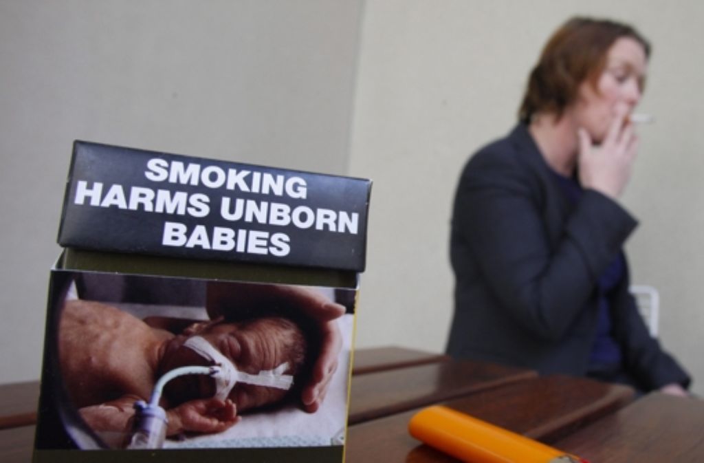 Drastische Warnhinweise sollen australische Raucher von ihrer Sucht losbringen.
