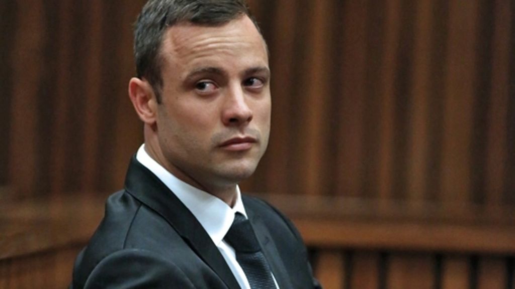  Nach den tödlichen Schüssen auf seine Freundin muss Oscar Pistorius nun eine härtere Strafe fürchten. Ein Berufungsgericht hat das recht milde Urteil aus der Vorinstanz kassiert. Doch der einst gefeierte Sportler wehrt sich. 