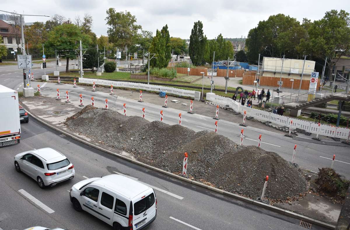 In den vergangenen zwölf Monaten wurde ein Abwasserkanal unter dem Karl-Benz-Platz vorangetrieben.