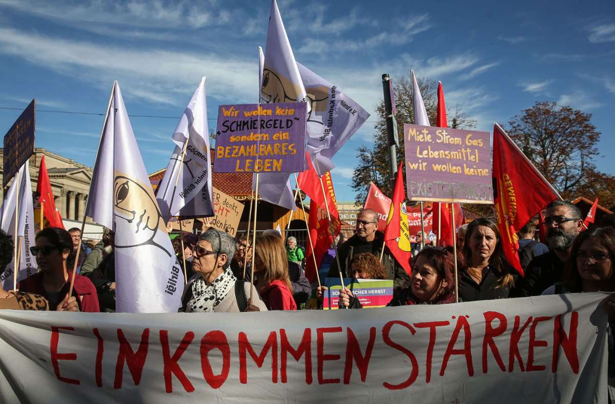 Weitere Eindrücke von der Demonstration am Samstag in Stuttgart.
