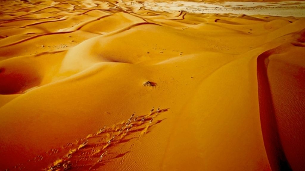 George Steinmetz hat atemberaubende Fotos von Wüstenlandschaften geschossen – mittels einer Drohne. Jetzt sind seine Bilder im Museum am Löwentor zu sehen. 