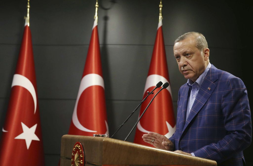 Unumschränkter Herrscher in der Türkei: Präsident Erdogan festigt seine Macht