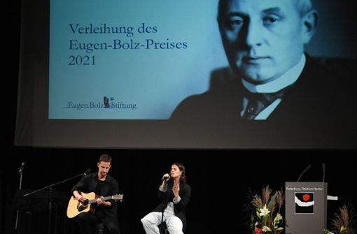Die Erinnerung an Eugen Bolz wird bis heute hochgehalten. 2021 erhielt die Band Silbermond den Eugen-Bolz-Preis. (Archivbild) Foto: imago/Ulmer Pressebildagentur