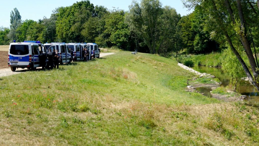 Prozess um Totschlag in Weinstadt: Erwürgte Frau am Rems-Ufer versteckt