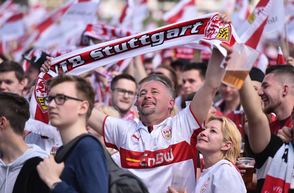 Die Fans des VfB haben allen Grund, sich selbst zu feiern.