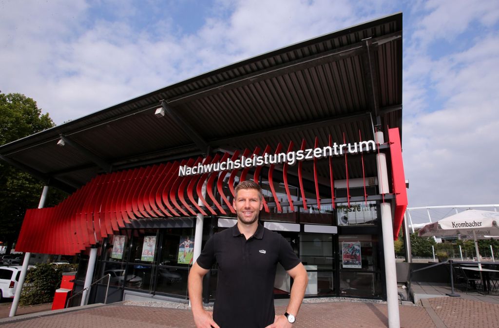 Welche Veränderungen zieht der Rollentausch beim VfB nach sich? Markus Rüdt, der bisherige Verwaltungschef des Nachwuchsleistungszentrums, übernimmt kommissarisch die Aufgaben des bisherigen NLZ-Chefs Hitzlsperger.