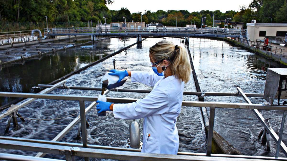 Corona-Erbgut im  Leonberger Abwasser: Das Virus zeigt sich neun Tage früher