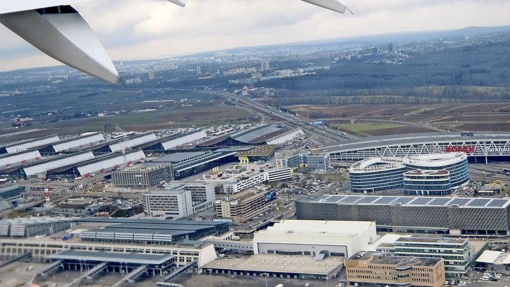 Stuttgart 21: S 21: Debatte über Flughafenbahnhof gefordert