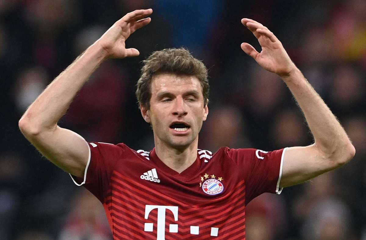 Thomas Müller und sein FC Bayern sind aus der Königsklasse ausgeschieden. Foto: AFP/CHRISTOF STACHE