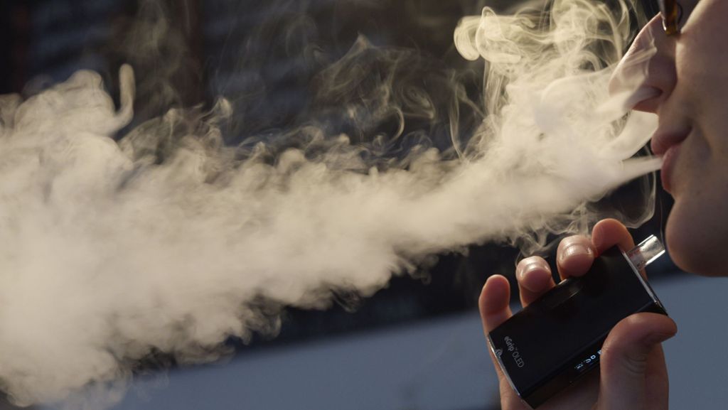  In Indien wird es künftig keine elektronischen Zigaretten geben. Als Begründung nannte die Regierung das Gesundheitsrisiko für Jugendliche. Beim Tabak sieht es dagegen anders aus. 