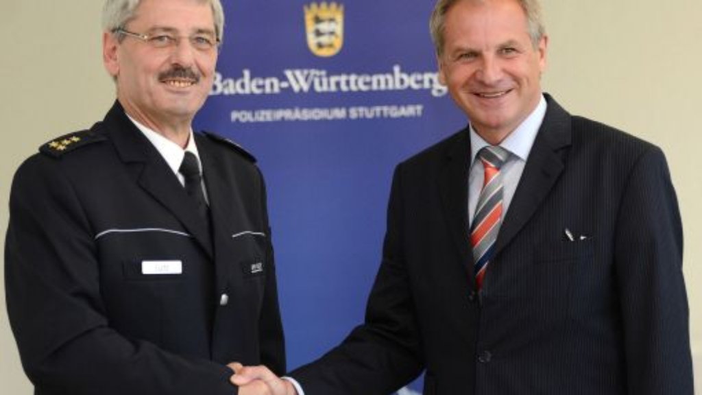 Stuttgarter Polizeipräsident: Gall begrüßt Franz Lutz im Amt