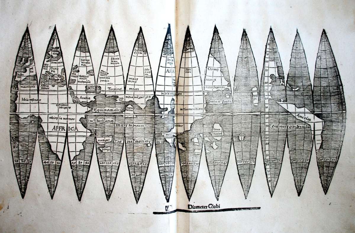 Eine Weltkarte von Martin Waldseemüller (1472-1520), der die Neue Welt (rechts) nach Amerigo Vespucci benannte, da er ihn für den Entdecker Amerikas hielt.