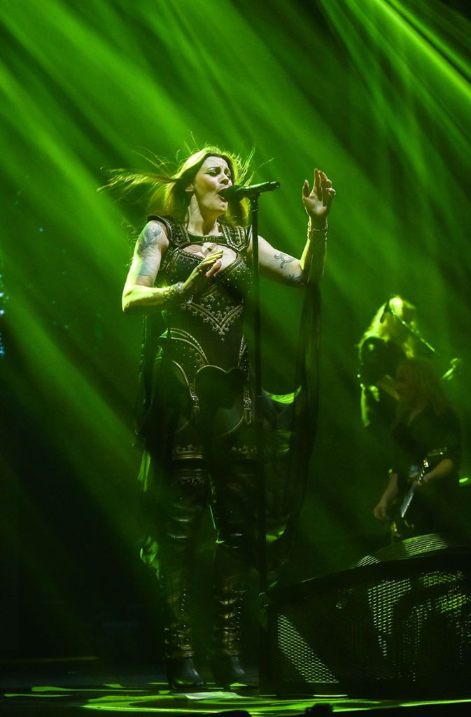 Nightwish beim Konzert in der Schleyerhalle