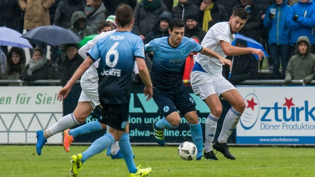 Stuttgarter Kickers erreichen Finale daheim: Die Blauen hoffen auf ihr „Double“
