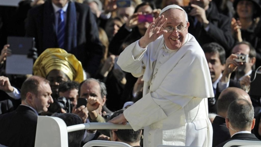 Karfreitag: Papst Franziskus nimmt an Kreuzweg teil