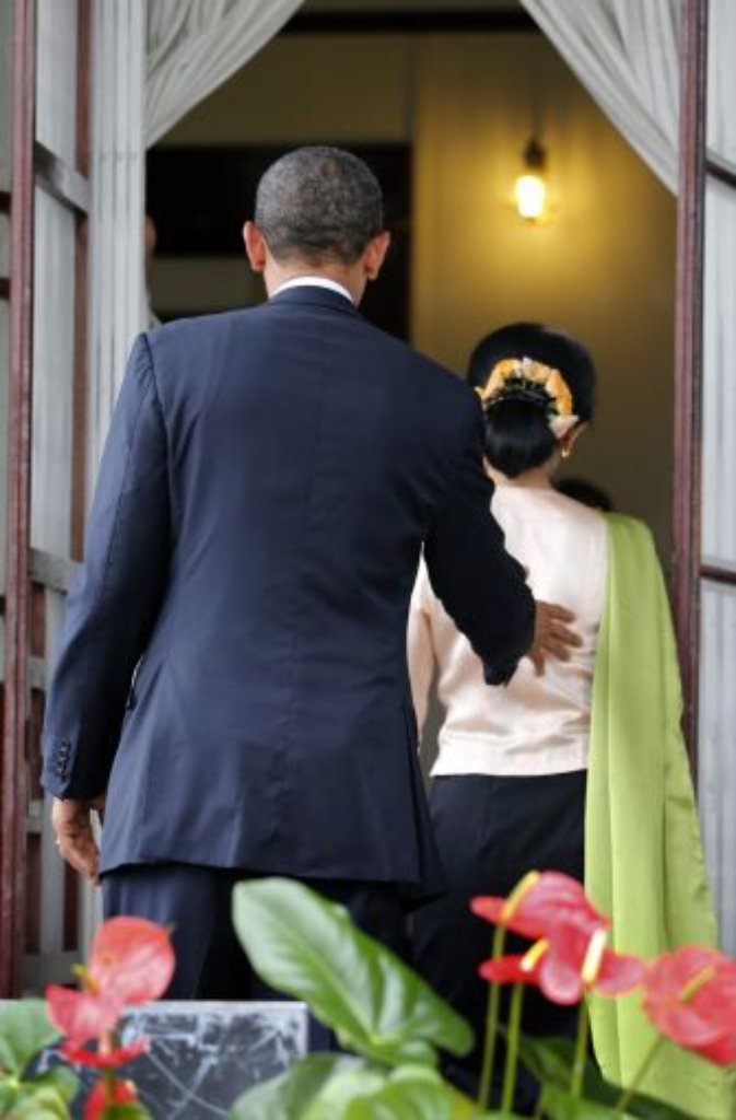 Der Besuch von US-Präsident Barack Obama bei Aung San Suu Kyi in Birma war überaus herzlich - hier der Beweis.