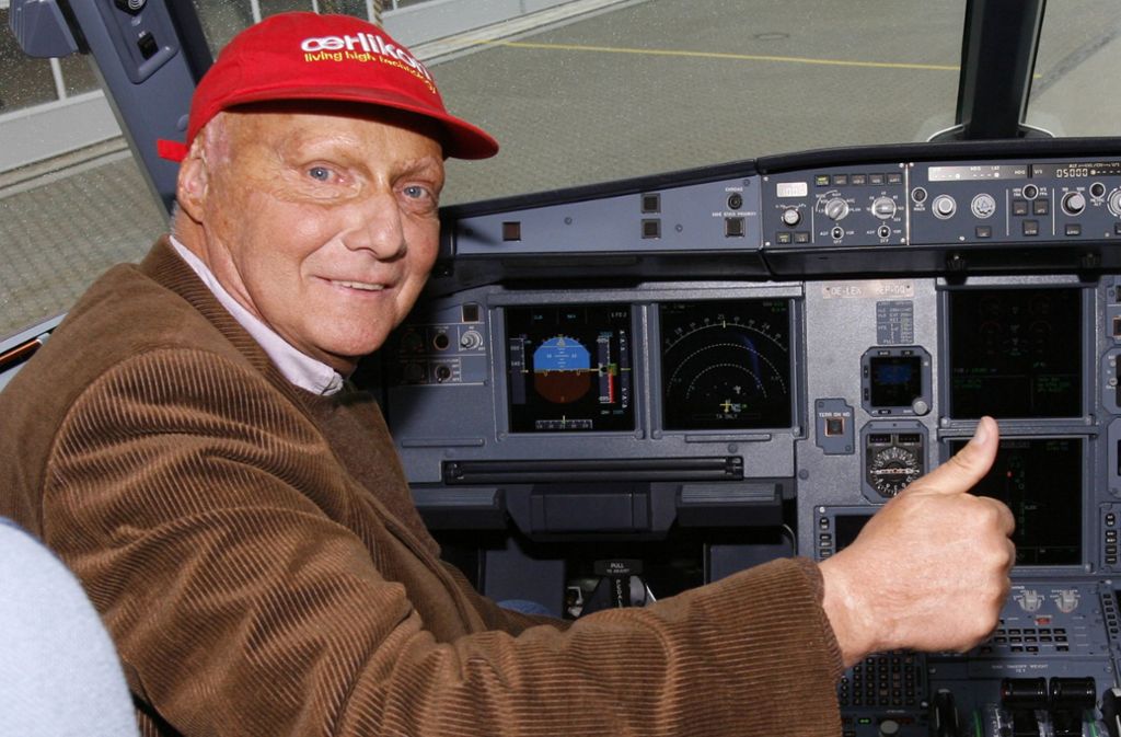 1985 beendete Lauda seine Karriere und kümmerte sich um seine eigene Fluglinie Lauda Air, die er 1979 gegründet hatte.