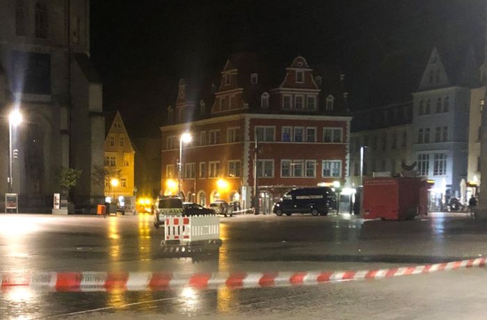 Polizeieinsatz in Halle: Explosion auf Marktplatz – mehrere Verletzte