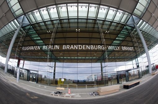 Umstrittenes Großbauwerk: der neue Flughafen süd-östlich von Berlin Foto: dpa