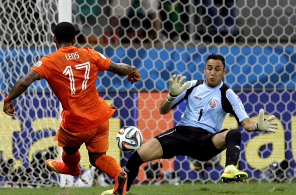 Costa Ricas Schlussmann Keylor Navas zu den drei besten Torhütern im Turnier. Die Niederlande bekam im Viertelfinale 120 Minuten keinen Ball an Navas vorbei.