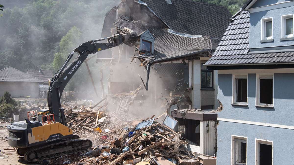 Nach der Flutkatastrophe: Kretschmann will Pflichtversicherung – geht das so einfach?