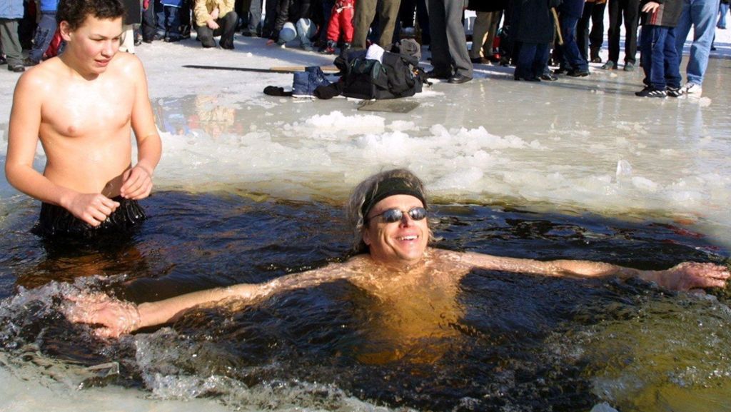 Extremsport Eisschwimmen: Das müssen Sie beim Eisbaden beachten