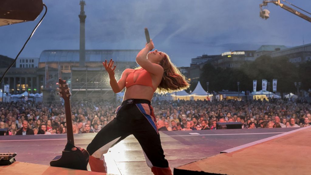 SWR-Sommerfestival in Stuttgart: Vanessa Mai feiert wilde Schlagerparty mit 5000 Fans