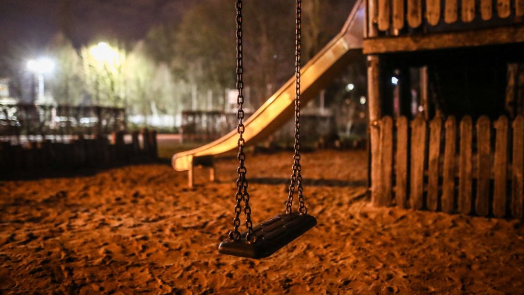 Nach Tod eines Dreijährigen in der Rems: Zaun am Spielplatz in Schwäbisch Gmünd  wird erneuert