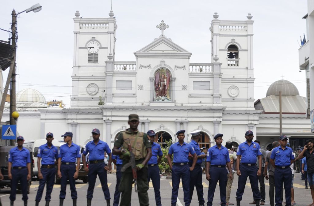 Sri Lankas Regierung vermutet ein international verzweigtes Netzwerk hinter den Anschlägen vom Ostersonntag.