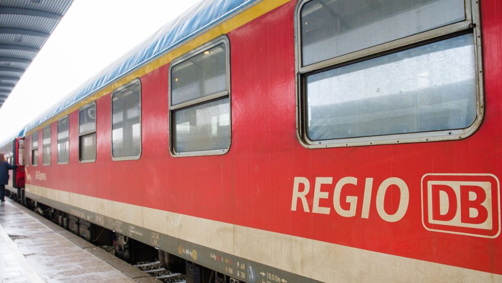 Regionalzug bei Offenburg: Zugbegleiter attackiert - keine Haft für Tatverdächtigen