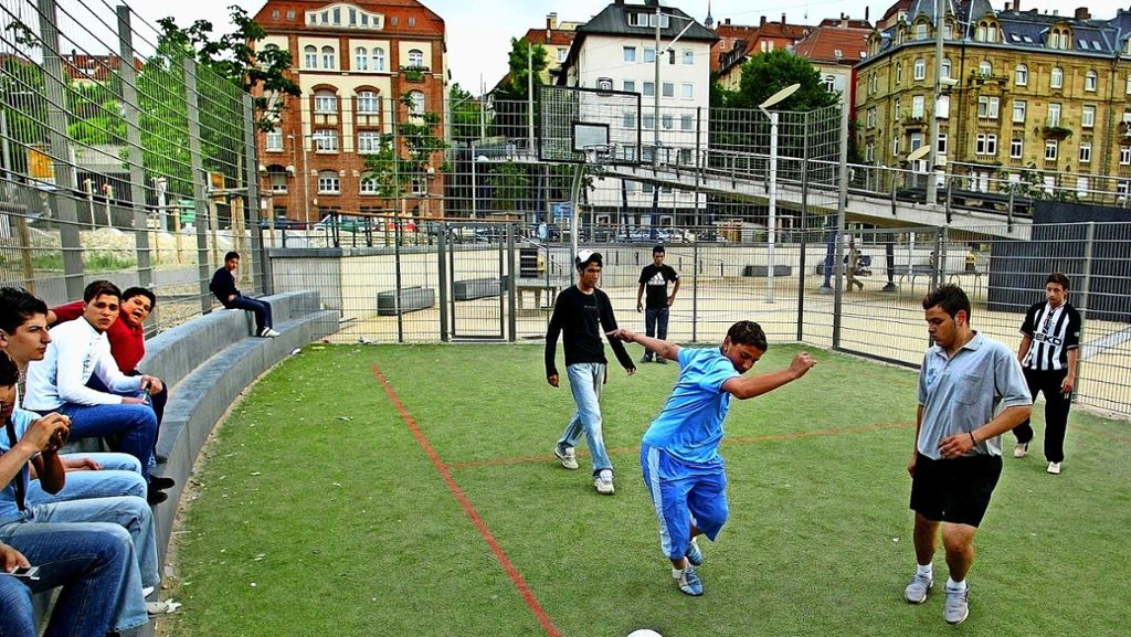 Sport am Marienplatz: Ballkäfig soll knallig bunt werden