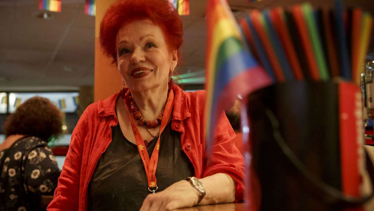 Streit um Regenbogenfahnen   in Stuttgart: Die „Mutter der Schwulen“ ist verärgert über OB Nopper