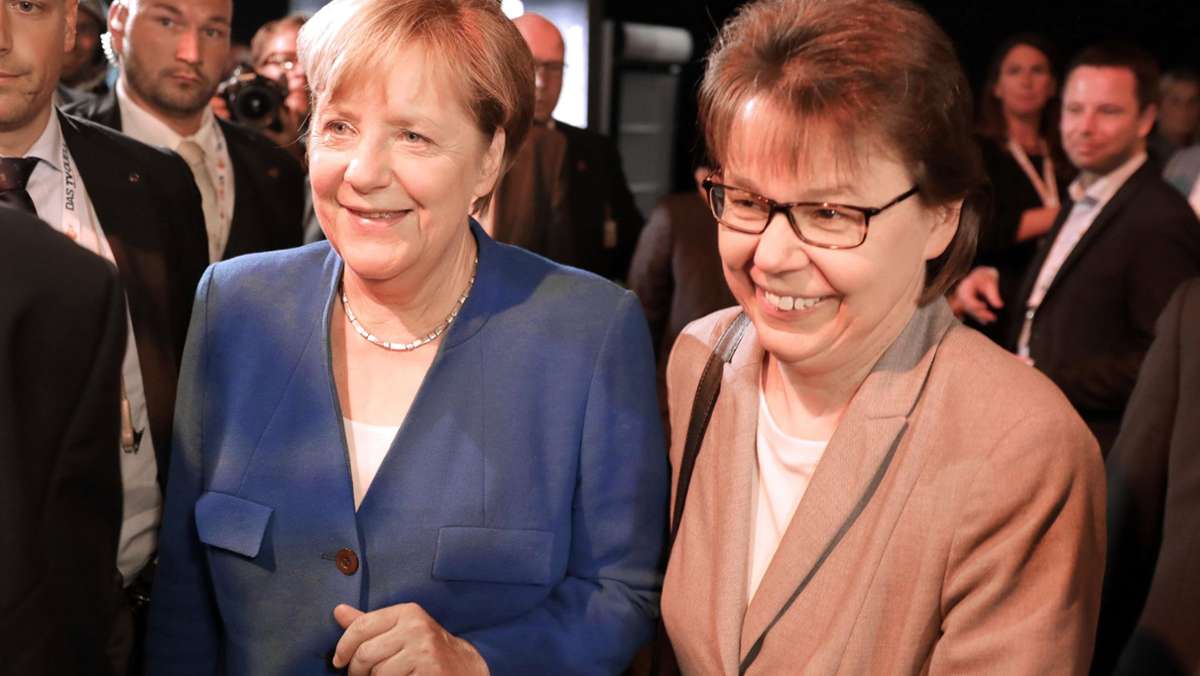  Welcher Verlag darf Angela Merkels Erinnerungen publizieren? Gehandelt wird ein Branchenriese, aber auch Herder. Die Freiburger umschmeicheln die Kanzlerin seit Jahren. 